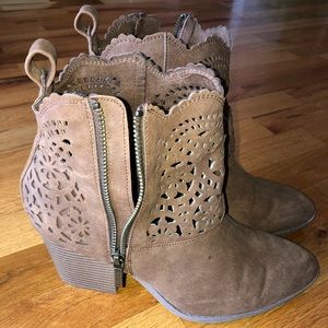 Maurices Zip-up Booties